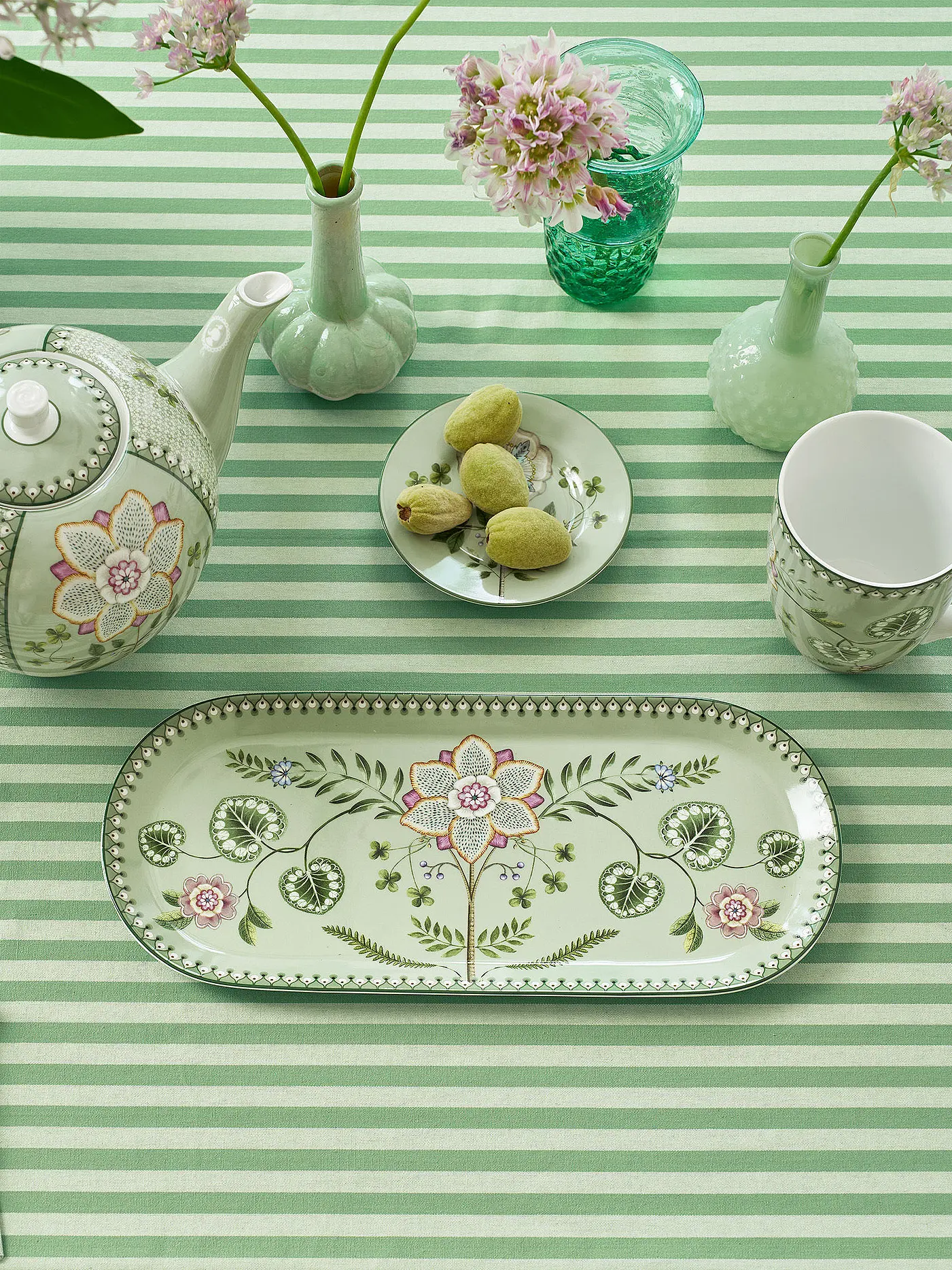 PIP STUDIO | Tortenplatte  LILY & LOTUS 33x15,5cm Light Green | 